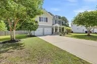 104 Mckinnon Place, Jacksonville, NC 28540 — 5-bedroom home in Williamsburg Plantation, Jacksonville, NC, photo 2 of 65