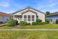928 S 10th Street, Wilmington, NC 28401 — 3-bedroom home in Downtown, Wilmington, NC, photo 2 of 26