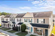 7009 Banister Loop, Jacksonville, NC 28546 — 2-bedroom townhome in The Gables, Jacksonville, NC, photo 5 of 25