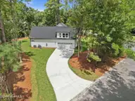 105 S Belvedere Drive, Hampstead, NC 28443 — 4-bedroom home in Belvedere Plantation, Hampstead, NC, photo 7 of 48