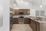 155 Lincoln Place Circle, Leland, NC 28451 — 3-bedroom townhome in Lincoln Place Townhomes, Leland, NC, photo 13 of 39: Kitchen