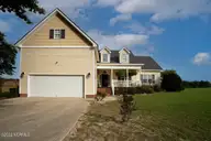 158 Linville Lane, Willow Spring, NC 27592 — 3-bedroom home, Willow Spring, NC, photo 2 of 40: 158LinvilleWillowSpringpic2