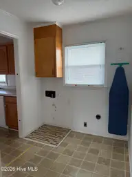 2992 Cherry Lane, Kinston, NC 28504 — 3-bedroom home in Falling Creek, Kinston, NC, photo 15 of 27: IMG_3381