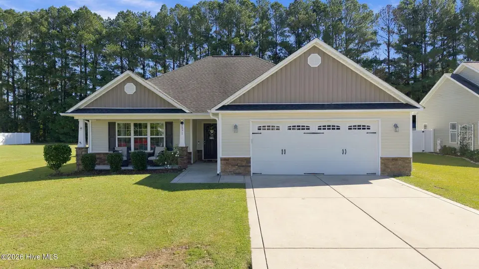 2831 Oakwood Drive, Winterville, NC 28590 — 3-bedroom home in Mellon Downs, Winterville, NC, photo 1 of 52: Front of Home