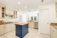 121 Gull Harbor Drive, Newport, NC 28570 — 4-bedroom waterfront home in Gull Harbor, Newport, NC, photo 15 of 58: Kitchen