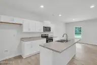 464 Maides Avenue, Wilmington, NC 28405 — 3-bedroom home in Fox Subdivision, Wilmington, NC, photo 7 of 22