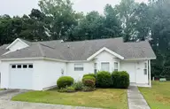 3306 Belmont Circle, Wilmington, NC 28405 — 2-bedroom townhome in Northchase, Wilmington, NC, photo 1 of 11: IMG_1734