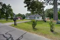 3705 Elveden Road, New Bern, NC 28562 — 4-bedroom home in Kings Row, New Bern, NC, photo 5 of 45: 05-3705_Elveden-33