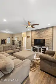 306 Brinley Place, Maple Hill, NC 28454 — 3-bedroom home in Burruss W H, Maple Hill, NC, photo 15 of 71