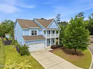 13009 Bending River Way, Leland, NC 28451 — 4-bedroom waterfront home in Hawkeswater at the River, Leland, NC, photo 13 of 69: 13009_bending_river_wy_059
