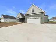 103 Lands End Drive, Elizabeth City, NC 27909 — 5-bedroom home in Tooley Harbor, Elizabeth City, NC, photo 5 of 72: CAM06278G6-PR0040-STILL066