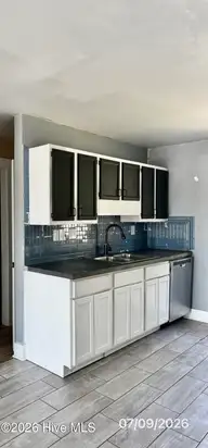 78 Shoreline Drive, Jacksonville, NC 28540 — 2-bedroom townhome in New River Townhouses, Jacksonville, NC, photo 9 of 18