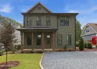 785 N May Street, Southern Pines, NC 28387 — 4-bedroom home in Downtown, Southern Pines, NC, photo 8 of 48: 785 N May Street