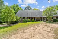 143 Shagbark Court, West End, NC 27376 — 5-bedroom home in Seven Lakes North, West End, NC, photo 3 of 66: 03-DSC07663