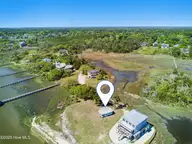 7663 Myrtle Grove Road, Wilmington, NC 28409 — 1-bedroom waterfront home in Egret Point, Wilmington, NC, photo 5 of 30: 7663 Myrtle Grove Rd