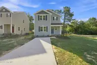 595 S Glover Street, Southern Pines, NC 28387 — 3-bedroom home in West Southern P, Southern Pines, NC, photo 2 of 51
