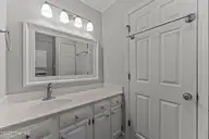 2201 Harbourside Drive, New Bern, NC 28560 — 1-bedroom waterfront condo in Fairfield Harbour, New Bern, NC, photo 21 of 46: En suite bathroom