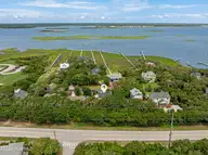 6611 Marsh Cove Road, Emerald Isle, NC 28594 — 3-bedroom waterfront home in Marsh Cove, Emerald Isle, NC, photo 3 of 52: Stunning soundside Emerald Isle home