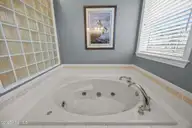 204 Tupelo Lane, Washington, NC 27889 — 3-bedroom waterfront home in Pamlico Plantation, Washington, NC, photo 24 of 44: Primary Bath