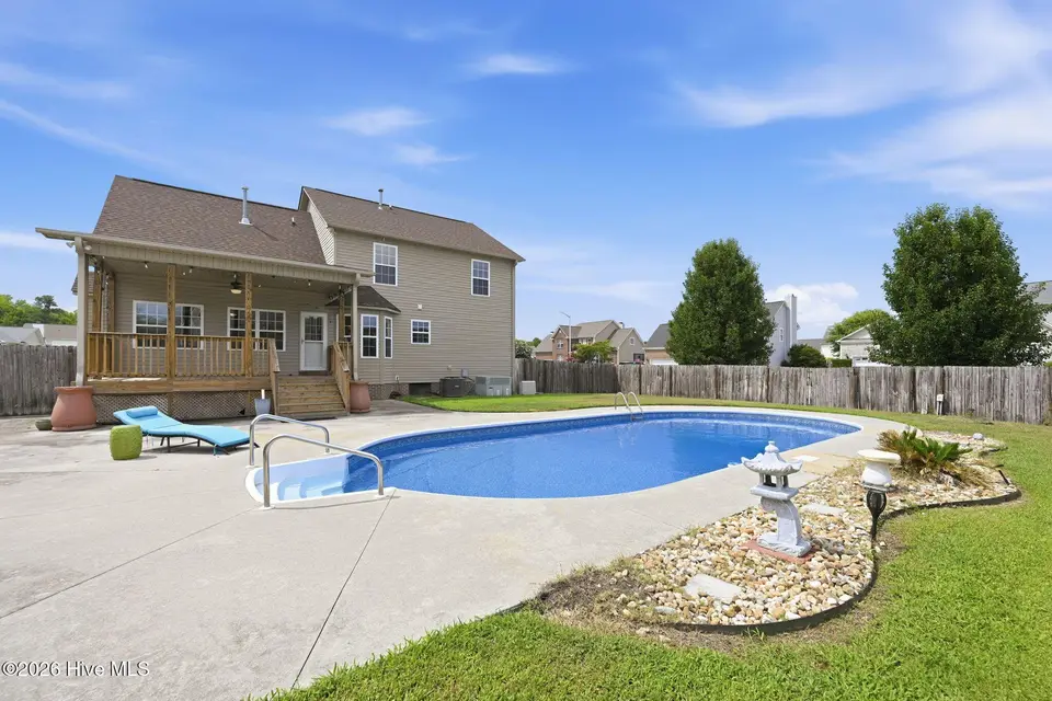 101 Ellington Place, Jacksonville, NC 28540 — 4-bedroom home in Williamsburg Plantation, Jacksonville, NC, photo 1 of 50