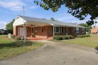 2623 Pauls Path Road, Kinston, NC 28504 — 3-bedroom home, Kinston, NC, photo 4 of 45: 4-web-or-mls-BLS_0070
