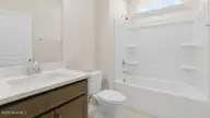 421 Thistle Meadow Lane, Aberdeen, NC 28315 — 3-bedroom home in Collinswood, Aberdeen, NC, photo 17 of 23: Bathroom