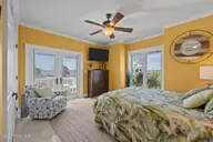 18 Sailview Drive, North Topsail Beach, NC 28460 — 4-bedroom waterfront home in Cape Island, North Topsail Beach, NC, photo 23 of 65: 43-web-or-mls-_RAD7717