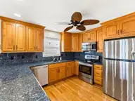 183 W Fourth Street, Ocean Isle Beach, NC 28469 — 5-bedroom home in Ross, Ocean Isle Beach, NC, photo 13 of 52