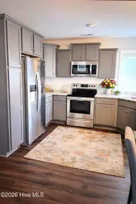 1308 Wanetas Court, Winterville, NC 28590 — 4-bedroom home in Vancroft, Winterville, NC, photo 12 of 26: Alyrica Altered Kitchen