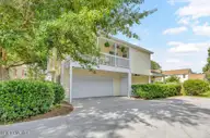 7322 Cassimir Place, Wilmington, NC 28412 — 3-bedroom home in Cassimir Commons, Wilmington, NC, photo 6 of 29: 004_img_1454_547