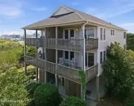 421 N New River Drive A, Surf City, NC 28445 — 3-bedroom waterfront townhome in Topsail Cove, Surf City, NC, photo 3 of 44