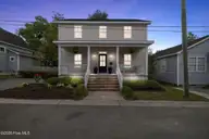 120 Magnolia Street, Wilmington, NC 28401 — 3-bedroom home in Castle Dock, Wilmington, NC, photo 4 of 55: 1-web-or-mls-811A0168_1