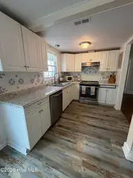 228 Fulcher Landing Road, Sneads Ferry, NC 28460 — 3-bedroom home, Sneads Ferry, NC, photo 3 of 34: IMG_2257