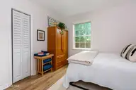 514 Jefferson Avenue, New Bern, NC 28560 — 3-bedroom home in Colonial Heights, New Bern, NC, photo 20 of 36: Guest Bedroom 1