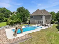 128 Little Bay Drive, Cedar Point, NC 28584 — 4-bedroom waterfront home in Marsh Harbour, Cedar Point, NC, photo 5 of 69: 41-web-or-mls-128 Little Bay Dr 009