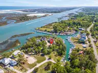 1910 Sneeden Drive, Wilmington, NC 28411 — 3-bedroom waterfront home in Ocean View Estates, Wilmington, NC, photo 15 of 38