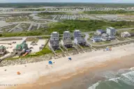 208 Goldsboro Drive, North Topsail Beach, NC 28460 — 6-bedroom waterfront townhome in Topsail Wynds, North Topsail Beach, NC, photo 4 of 51