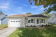707 Windy Trail, Newport, NC 28570 — 3-bedroom home in White Sands, Newport, NC, photo 1 of 35: 22-web-or-mls-707-Windy-Trail-002_edit