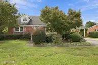209 Deborah Place, Jacksonville, NC 28540 — 4-bedroom home in Forest Hills, Jacksonville, NC, photo 4 of 65: 4-web-or-mls-209 Deborah Place 16