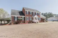 1477 New Castle Court, Rocky Mount, NC 27803 — 4-bedroom home in Windsor Hall, Rocky Mount, NC, photo 7 of 45: 0005-0005-IMG_5306