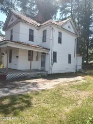 210 E Vine Street, Goldsboro, NC 27530 — 2-bedroom home, Goldsboro, NC, photo 2 of 23: IMG_20260518_123938341_HDR