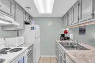 200 Lake Park Boulevard S 8a, Carolina Beach, NC 28428 — 1-bedroom condo in Driftwood Villas, Carolina Beach, NC, photo 12 of 50: 13_200 lake park blvd-00013