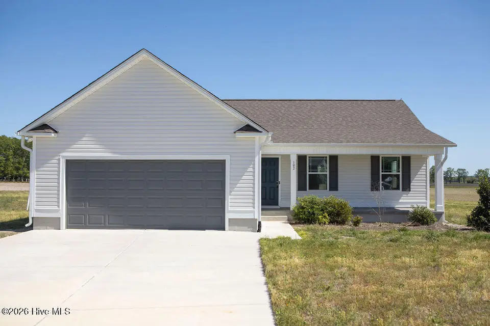 102 Michael Thomas Place, La Grange, NC 28551 — 3-bedroom home in Dobbs County Estates, La Grange, NC, photo 1 of 21: 102 Michael Thomas