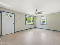 508 Oak Lane, Jacksonville, NC 28540 — 3-bedroom home in Northwoods, Jacksonville, NC, photo 9 of 35: 23-web-or-mls-508 Oak Ln. 36