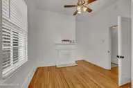 707 Grace Street, Wilmington, NC 28401 — 4-bedroom home in Historic District, Wilmington, NC, photo 19 of 24: 019_img_3942_757