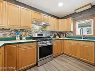94 Evergreen Drive, Hubert, NC 28539 — 3-bedroom home in Whispering Pines, Hubert, NC, photo 10 of 40: 26-web-or-mls-94 Evergreen Dr. 65