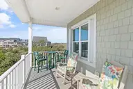 1020 W Pelican Drive, Oak Island, NC 28465 — 3-bedroom waterfront home in W. Long Beach, Oak Island, NC, photo 17 of 47: 1020 W Pelican