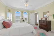 147 Yacht Watch Drive, Holden Beach, NC 28462 — 3-bedroom home in Yacht Watch, Holden Beach, NC, photo 19 of 71: 32-web-or-mls-cammediallc.com (53 of 72)