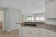 1913 Prestwick Lane, Wilmington, NC 28405 — 3-bedroom home in Landfall, Wilmington, NC, photo 15 of 46: Prestwick1913-4kitLFL33A5643-CR2
