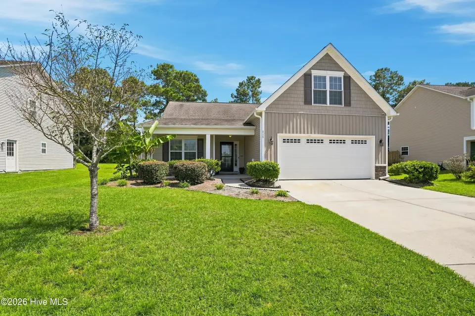 215 Preswick Drive, Rocky Point, NC 28457 — 3-bedroom home in Avendale, Rocky Point, NC, photo 1 of 42